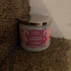 Twisted Peppermint Candle B&BW